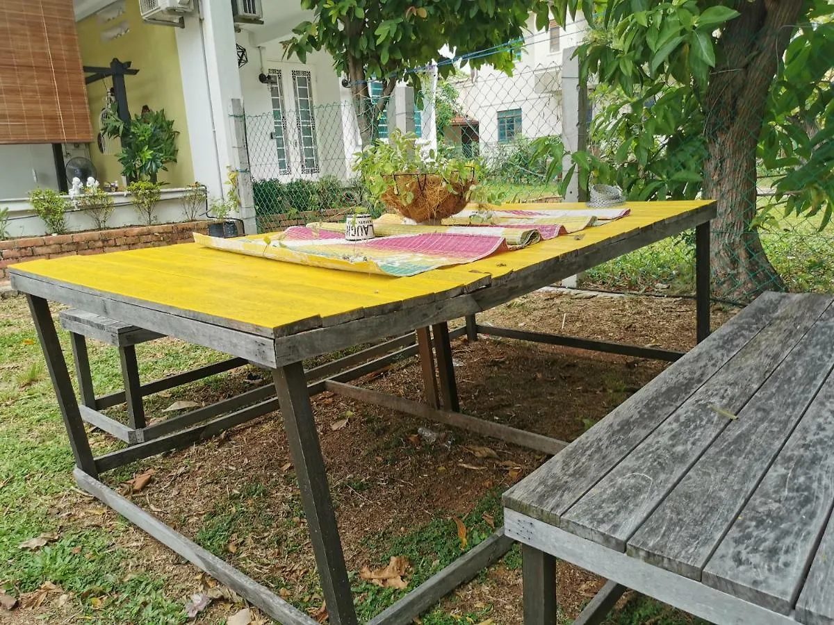 White House Beach Friends Gathering Vacation Home @14 Pax Cm3/4 Tanjung Bungah