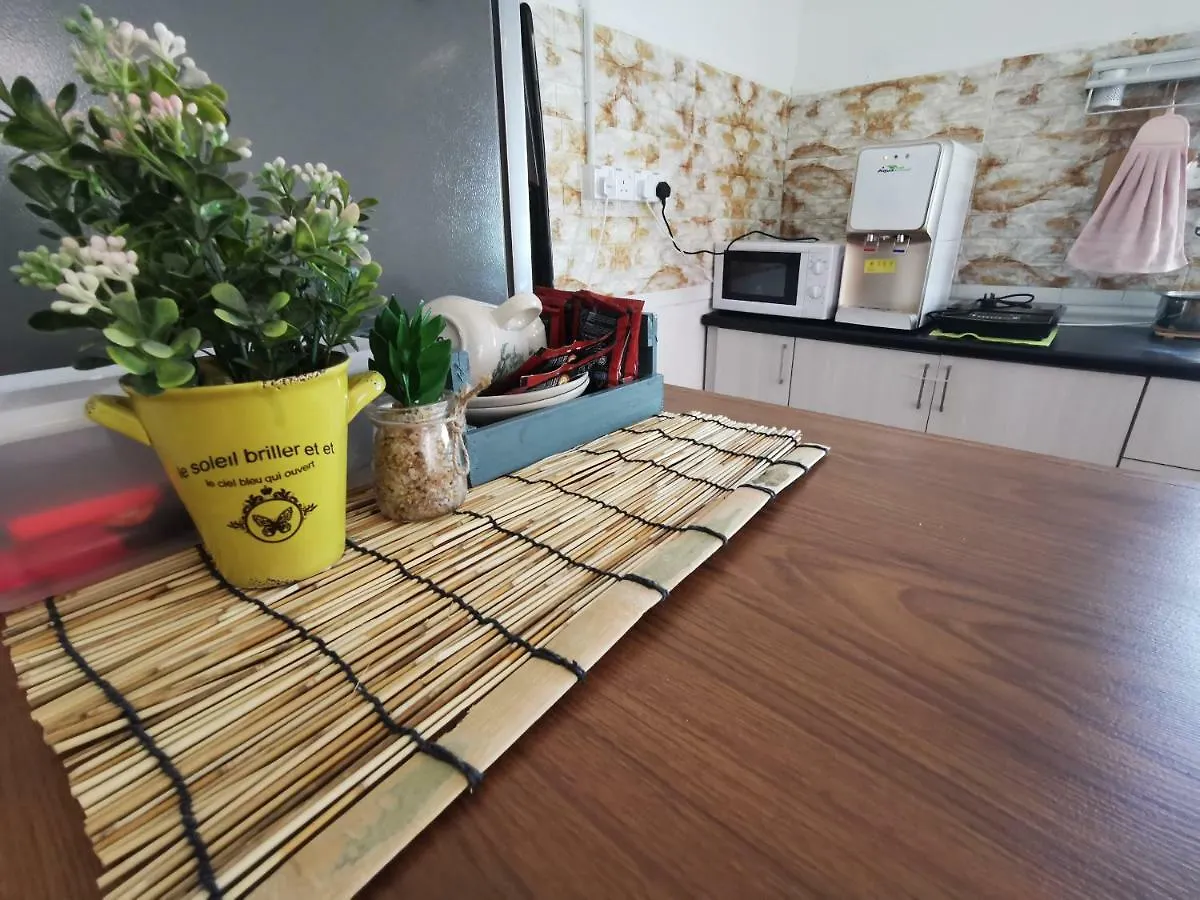 White House Beach Friends Gathering Vacation Home @14 Pax Cm3/4 Tanjung Bungah  Malaysia
